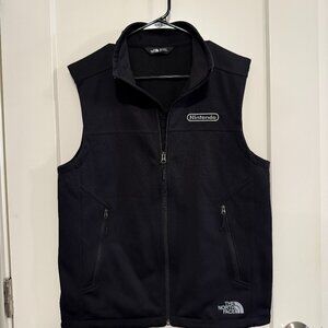 The North Face Size S Soft Shell Nintendo Embroidered Vest